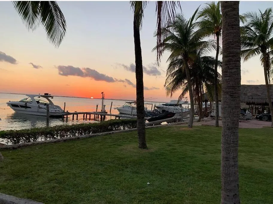 Villa en Laguna cerca del Mar Zona Hotelera Cancún México